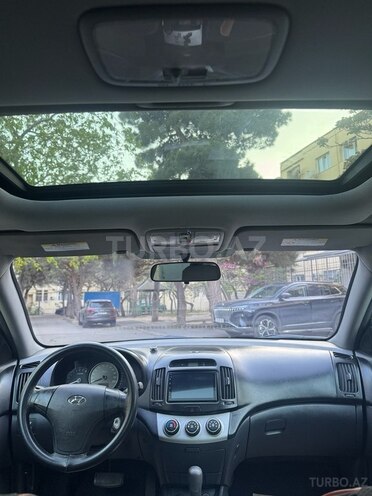 Hyundai Elantra-5