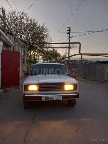 LADA (VAZ) 2107-1
