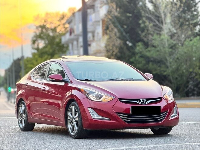 Hyundai Elantra-9