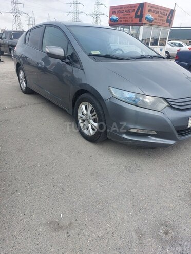 Honda Insight-3