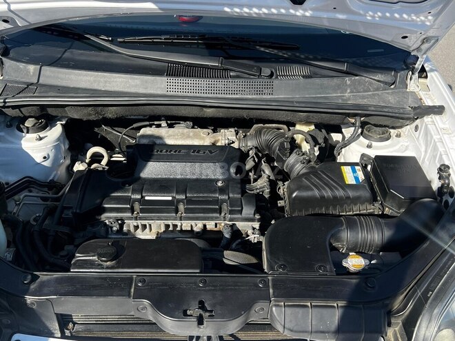 Hyundai Tucson-13