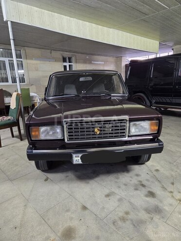 LADA (VAZ) 2107-1