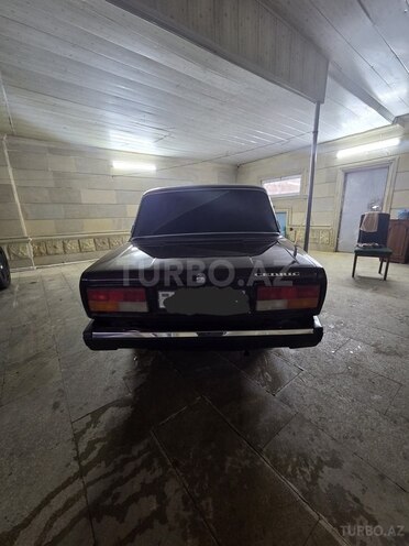 LADA (VAZ) 2107-2