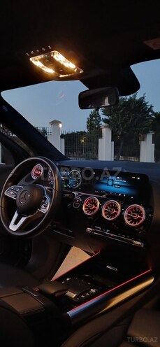 Mercedes EQA 250-6