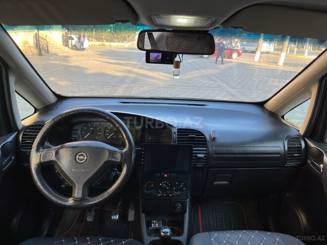 Opel Zafira-7