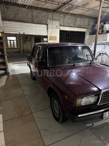 LADA (VAZ) 2107-2