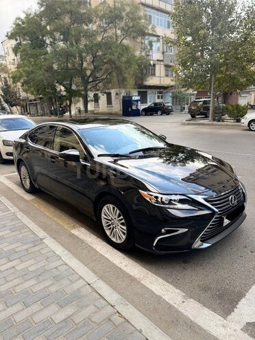 Lexus ES 250-4