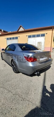 BMW 525-9