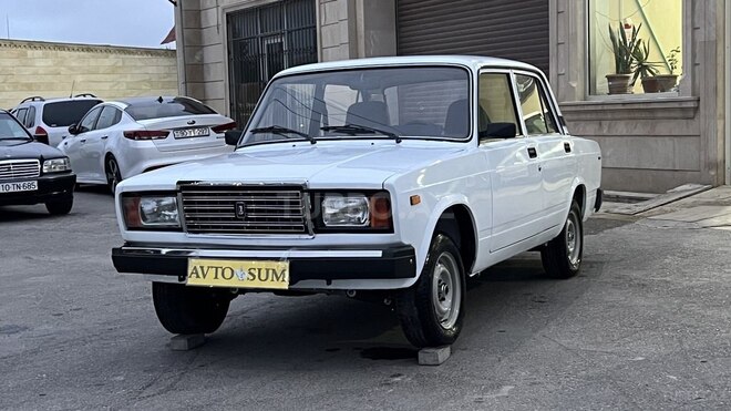 LADA (VAZ) 2107-5