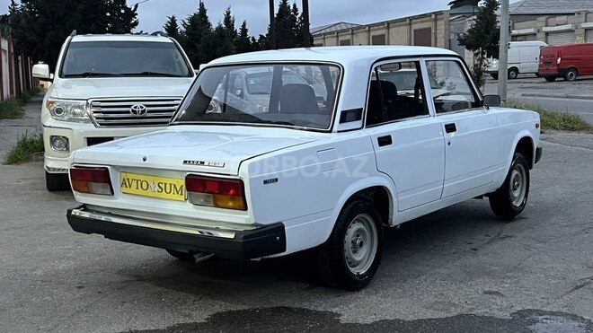 LADA (VAZ) 2107-10