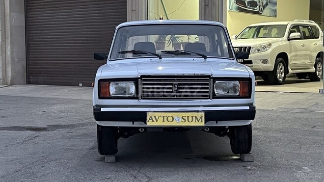 LADA (VAZ) 2107-1