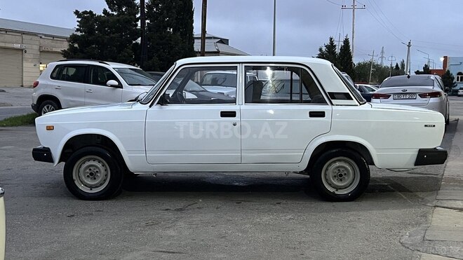 LADA (VAZ) 2107-6