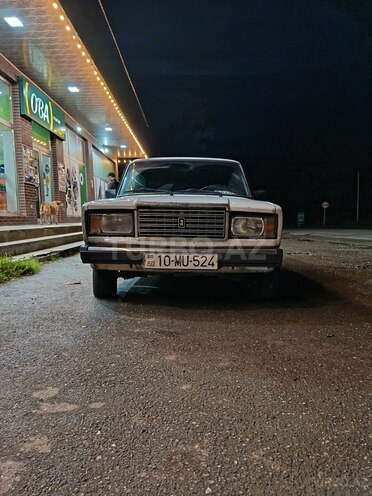 LADA (VAZ) 2107-1