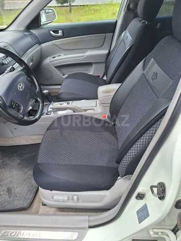 Hyundai Sonata-8