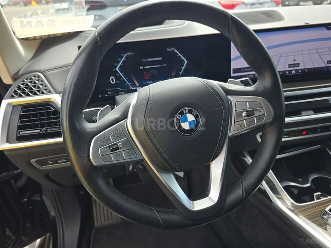 BMW X7-6