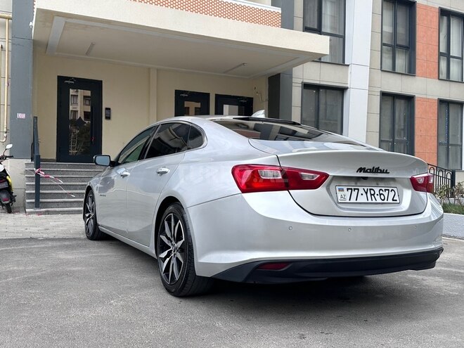 Chevrolet Malibu-5