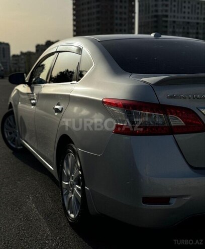 Nissan Sentra-6