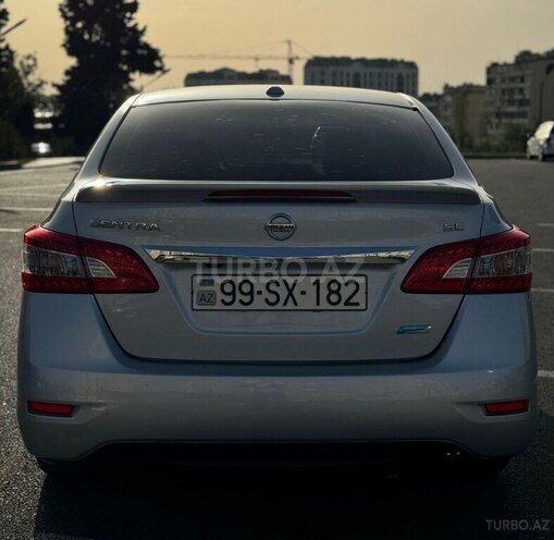 Nissan Sentra-4