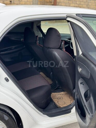 Toyota Corolla-10