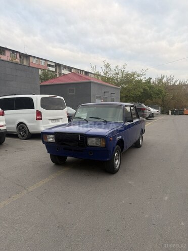 LADA (VAZ) 2107-1