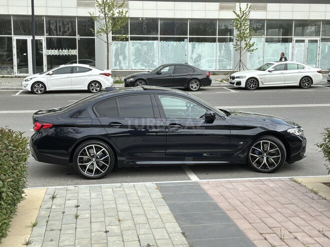 BMW 530e-6