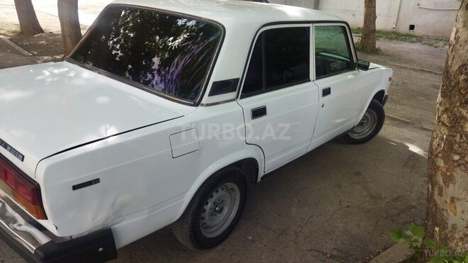 LADA (VAZ) 2107-2