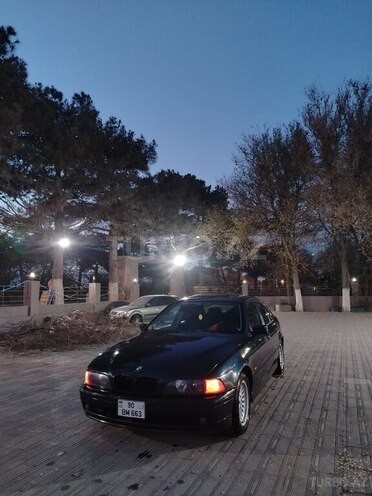 BMW 528-6