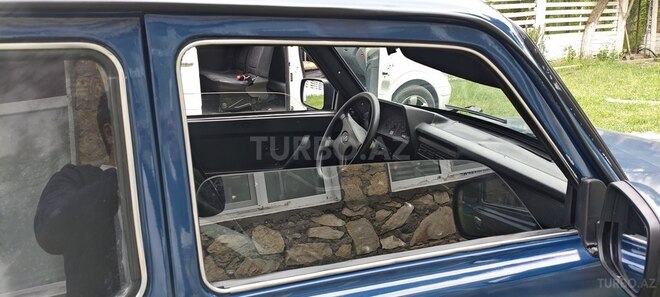 LADA (VAZ) Niva-3