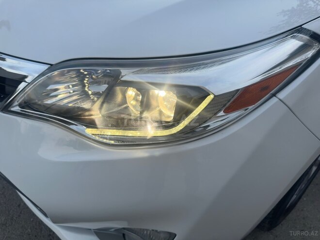 Toyota Avalon-7