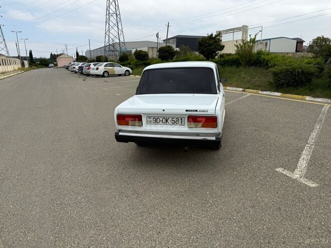 LADA (VAZ) 2107-5