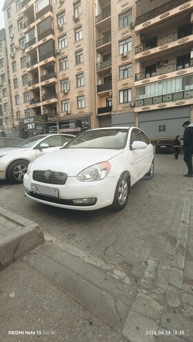 Hyundai Accent-3