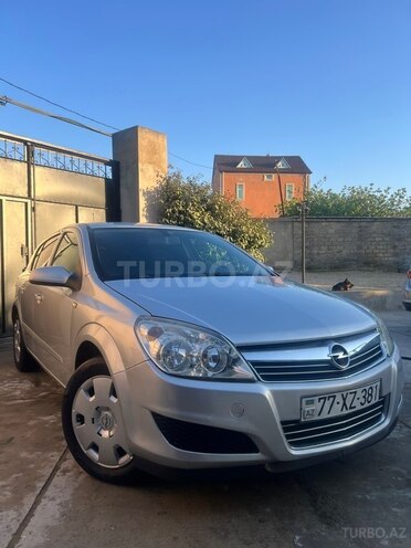 Opel Astra-1