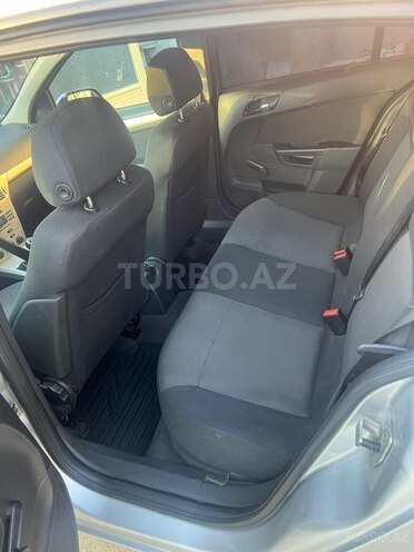 Opel Astra-8