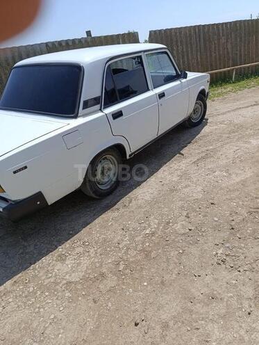 LADA (VAZ) 2107-5