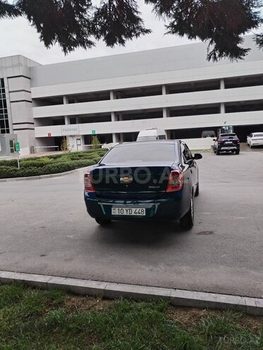 Chevrolet Cobalt-13
