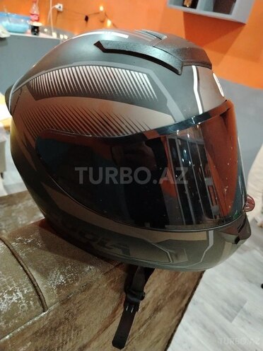 Suzuki Intruder-6