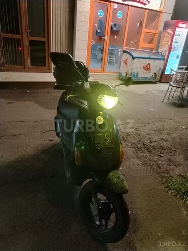 Suzuki Intruder-9