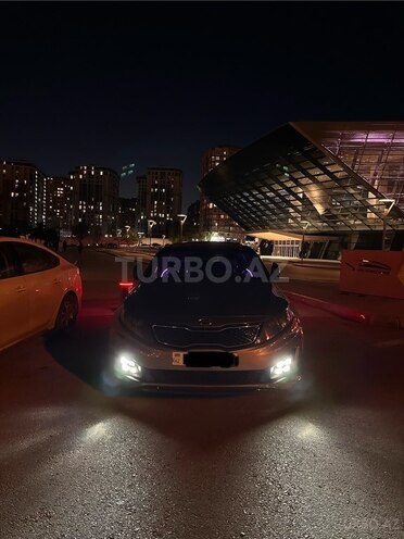 Kia Optima-2