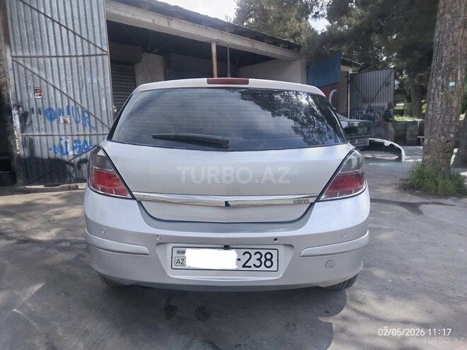 Opel Astra-2