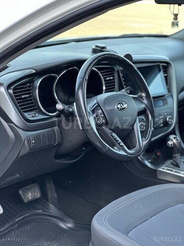 Kia Optima-15