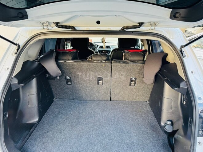 Suzuki SX4-10