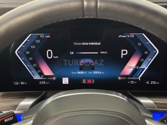 BMW i7-17