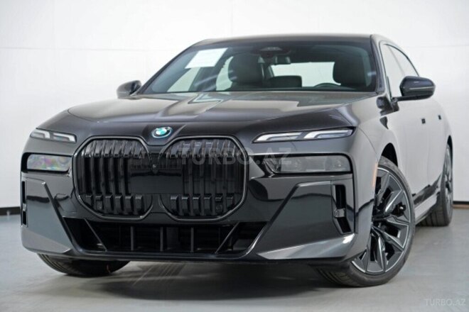 BMW i7-1