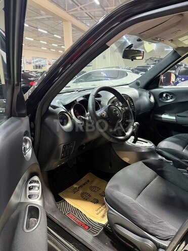 Nissan Juke-11