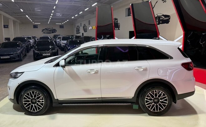 Kia Sorento-8