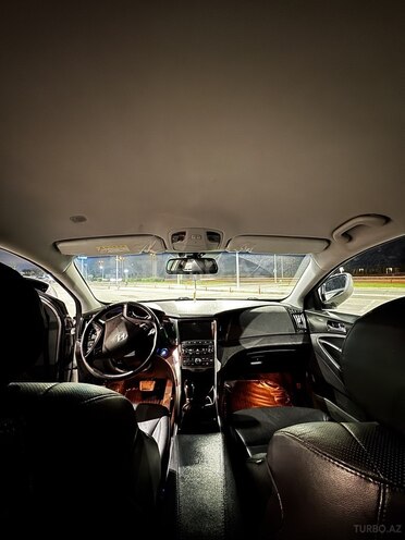 Hyundai Sonata-10