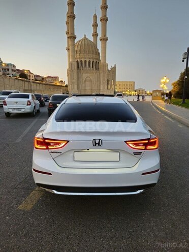 Honda Insight-8