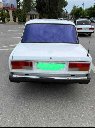 LADA (VAZ) 2107-4