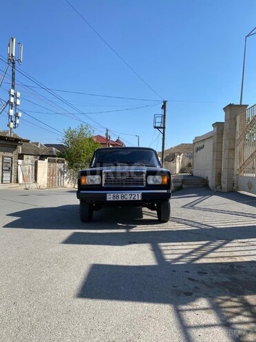 LADA (VAZ) 2107-2