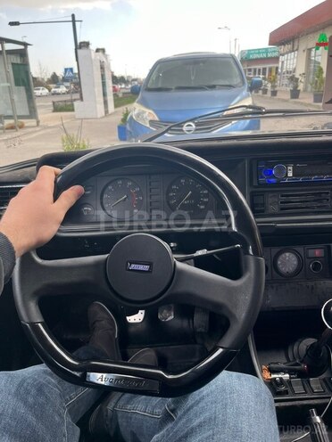 LADA (VAZ) 2107-6